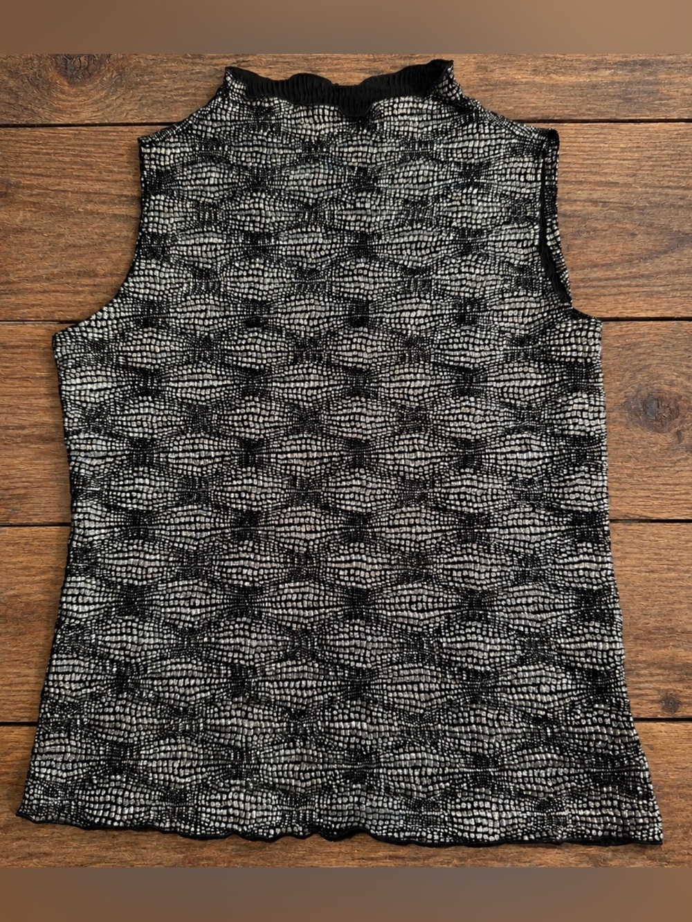 NICOLA Women’s XL Black & Silver Textured Sleeveless Mock Neck Top